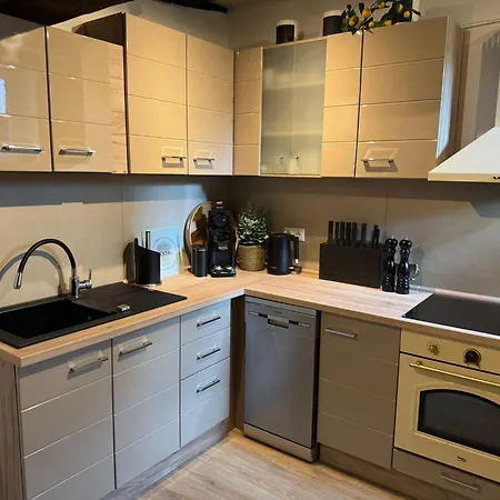 Apartment Modern Vs Rustikal - Maisonette Wohnung Mit Terrasse
