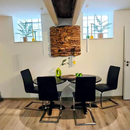 Apartment Modern Vs Rustikal - Maisonette Wohnung Mit Terrasse Roetgen