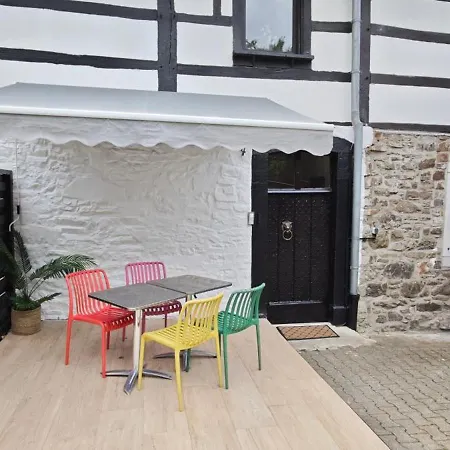 Modern Vs Rustikal - Maisonette Mit Terrasse Appartement Roetgen