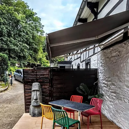 Apartment Modern Vs Rustikal - Maisonette Wohnung Mit Terrasse